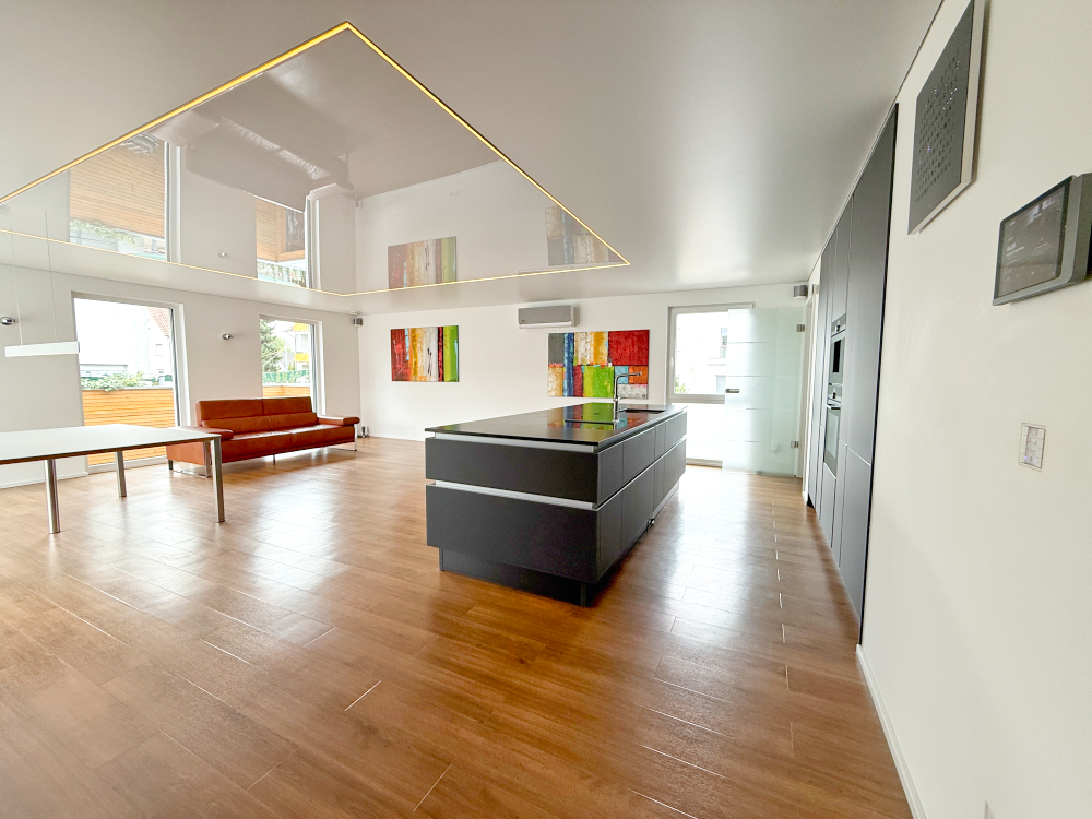 Bildtitel: Wohn- und Esszimmer